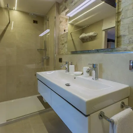 Anna Heated Pool Two Outdoor Jacuzzi And Sauna Vila SantʼIppolito